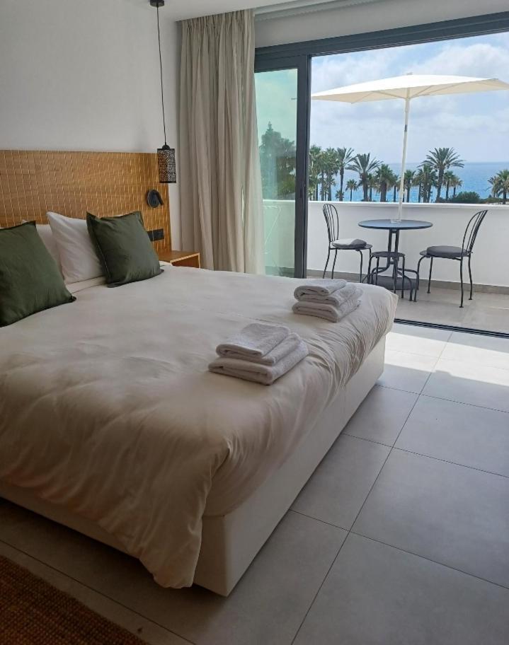 Terrazza Suites Paphos Exterior foto